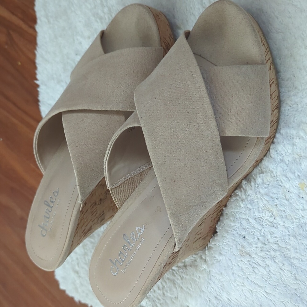 Charles by Charles David tan heels wedge size 5 m